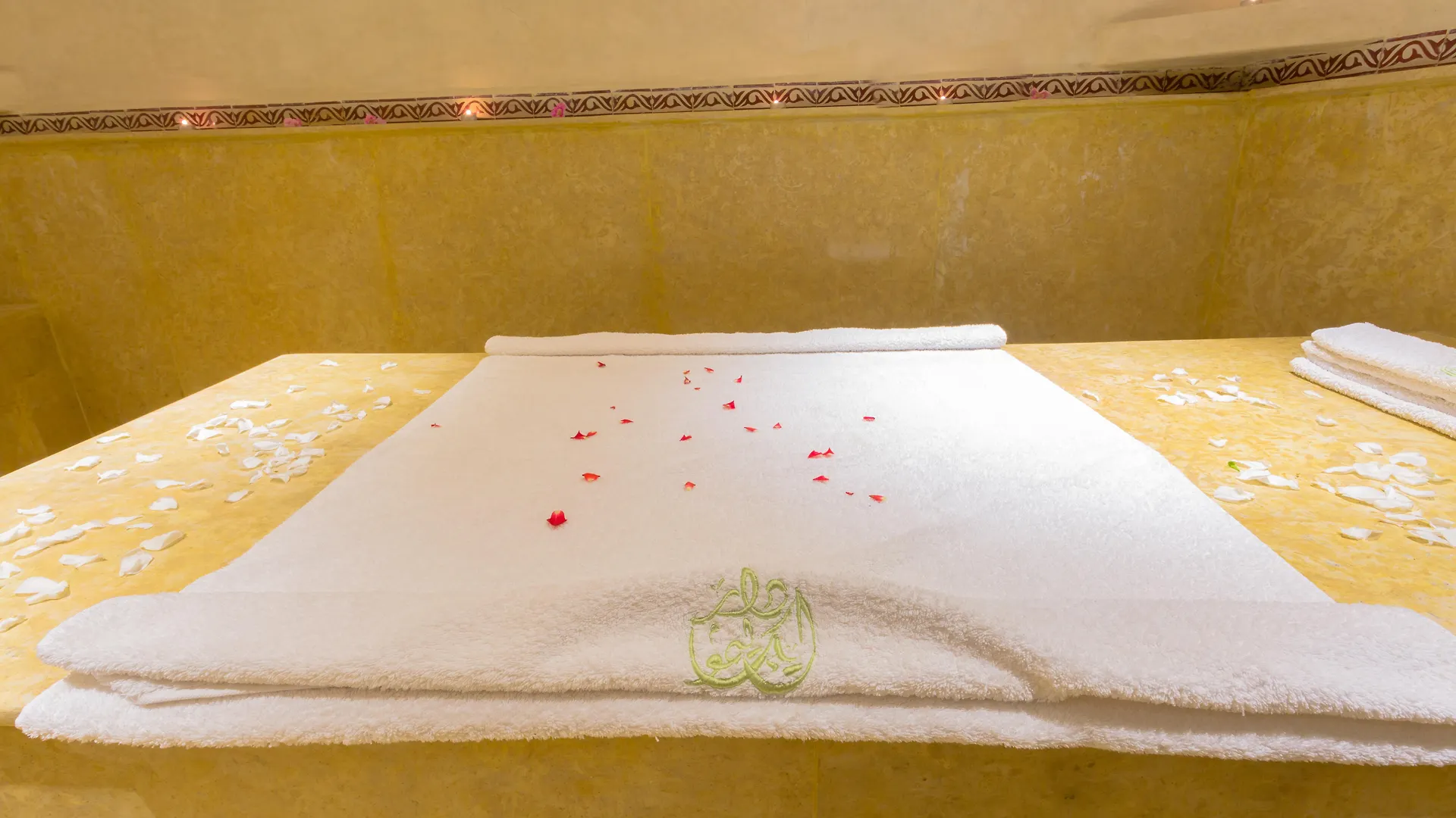 Dar Ikalimo Ourika Hotel Aghbalou 3*,  المغرب